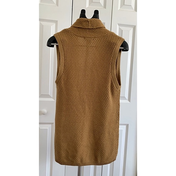H&M Sz XS Camel Knit Vest w/ Faux Leather Strap & Adjustable Metal Buckle - Picture 2 of 8